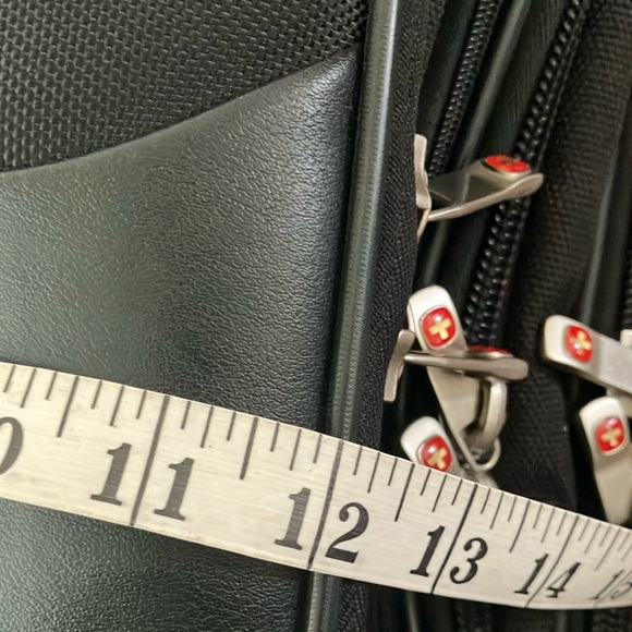 Wenger Black Travel Bag - Picture 12 of 12